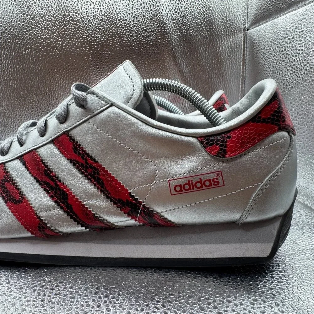 Size 10.5 Adidas Originals Mens‎ Silver Red Snake Athletic Sneakers JP7088
